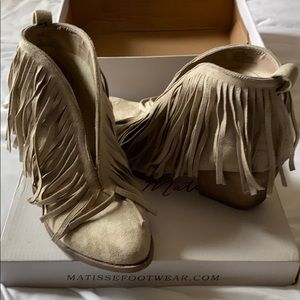 COCONUT By Matisse Beige Fringe Booties